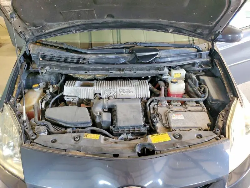 2010 TOYOTA PRIUS II  