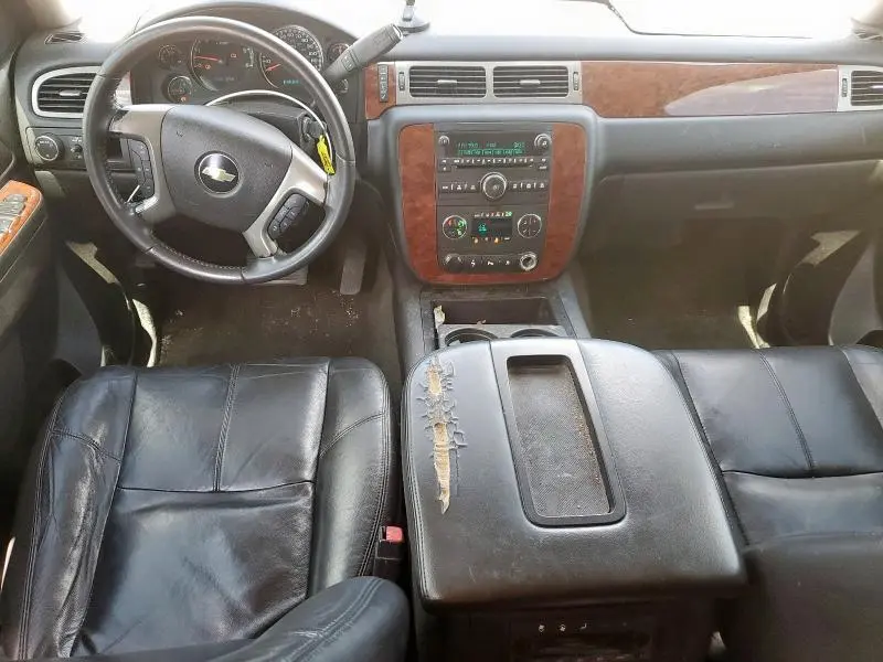 2011 CHEVROLET SUBURBAN C1500 LT  