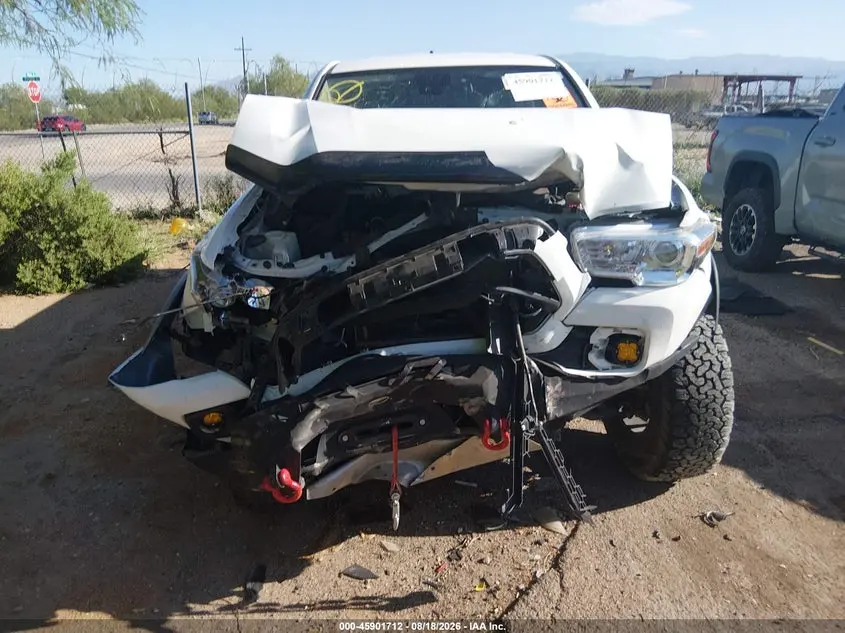 2022 TOYOTA TACOMA SR V6