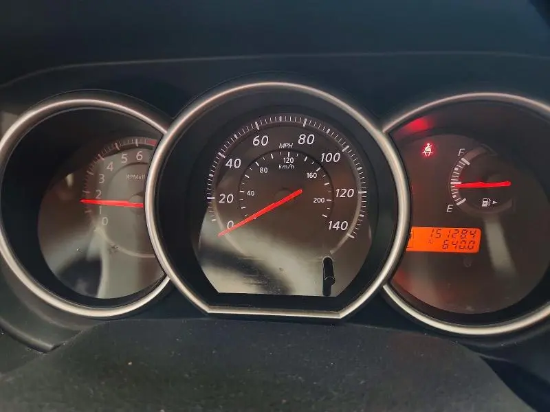 2011 NISSAN VERSA 1.8 S  