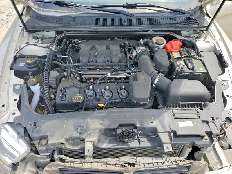 2018 FORD TAURUS SEL  