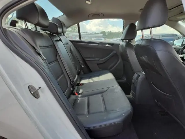 2017 VOLKSWAGEN JETTA SEL