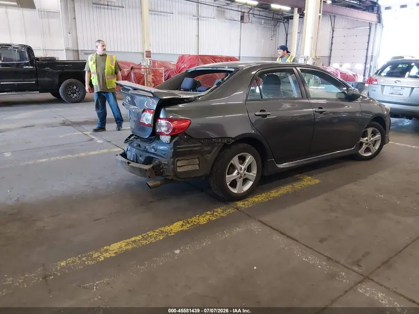 2013 TOYOTA COROLLA S