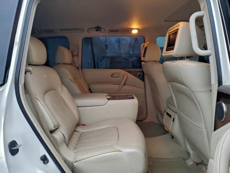 2014 INFINITI QX80   