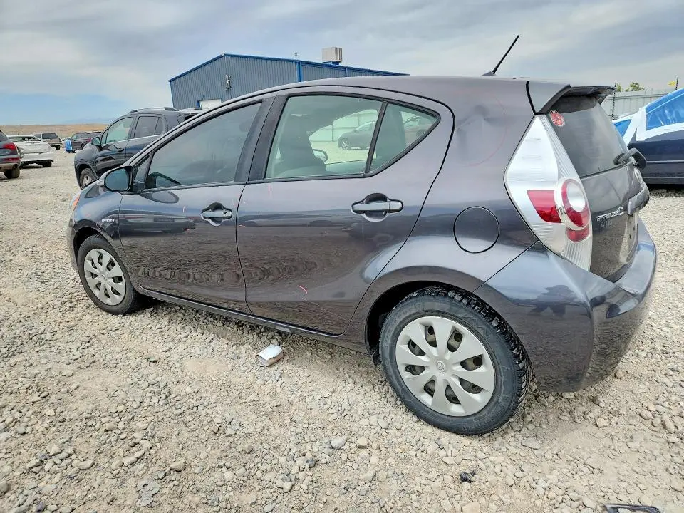 2014 TOYOTA PRIUS C ONE  