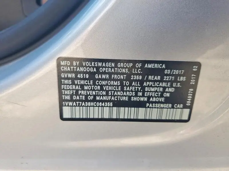 2017 VOLKSWAGEN PASSAT S  