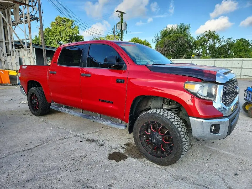 2021 TOYOTA TUNDRA CREWMAX SR5  