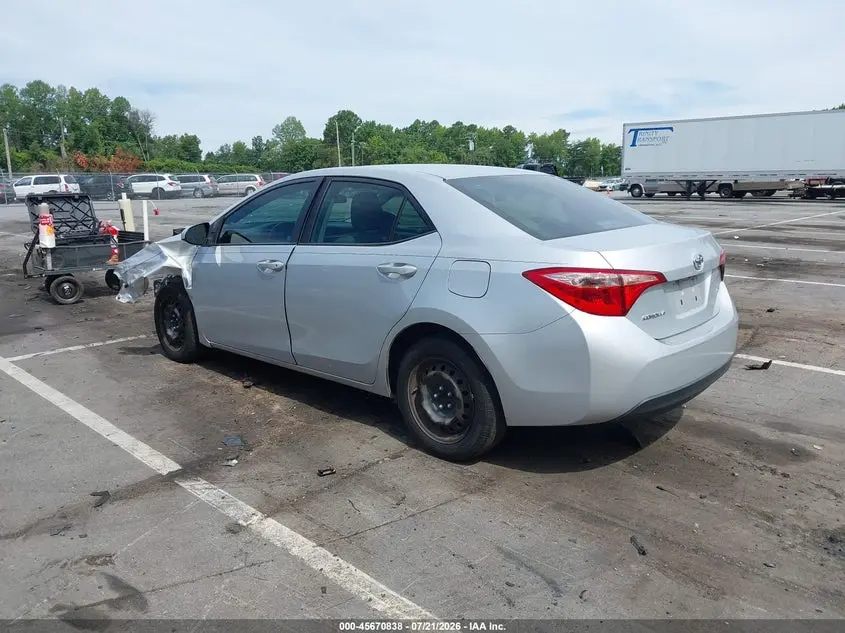 2018 TOYOTA COROLLA LE