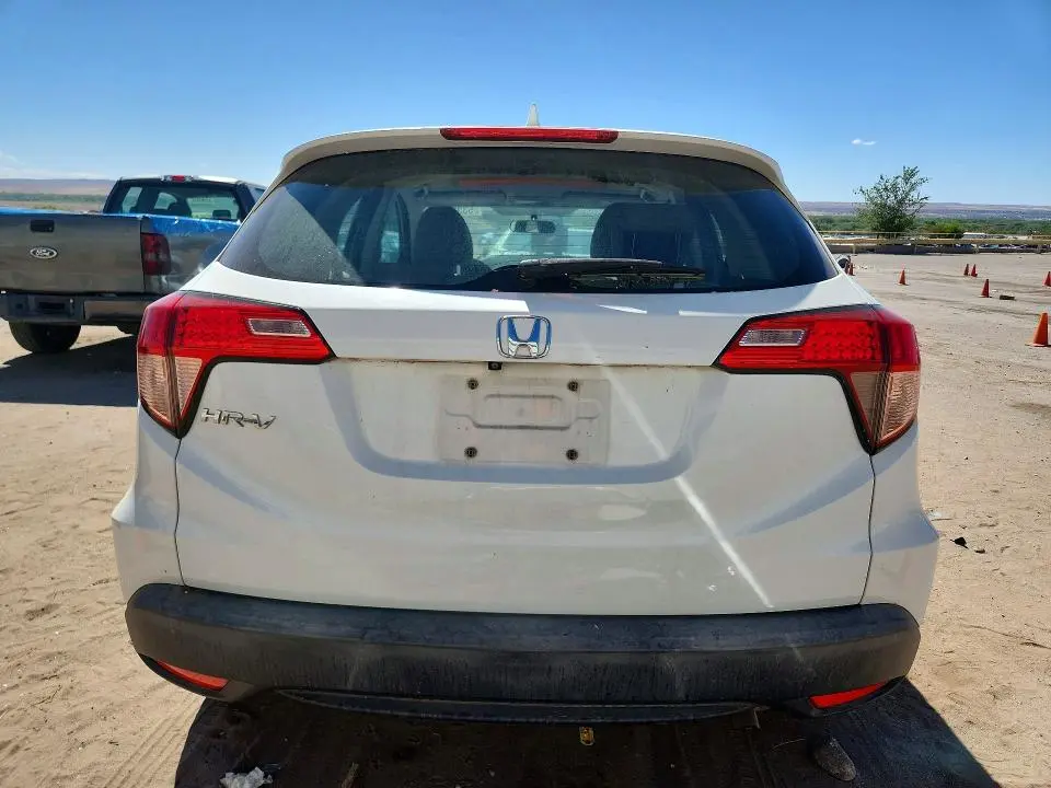 2016 HONDA HR-V LX  