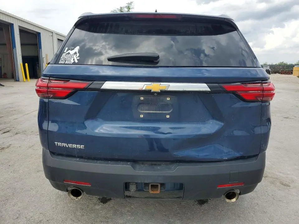 2022 CHEVROLET TRAVERSE LS  