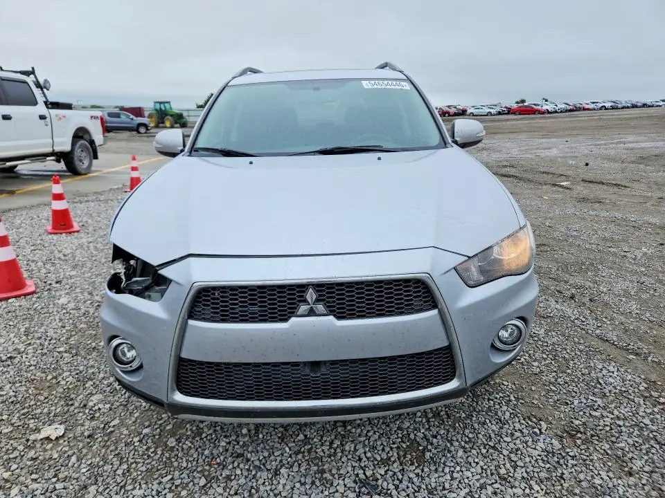 2012 MITSUBISHI OUTLANDER SE  