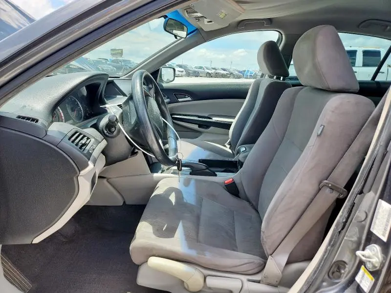 2011 HONDA ACCORD LX  