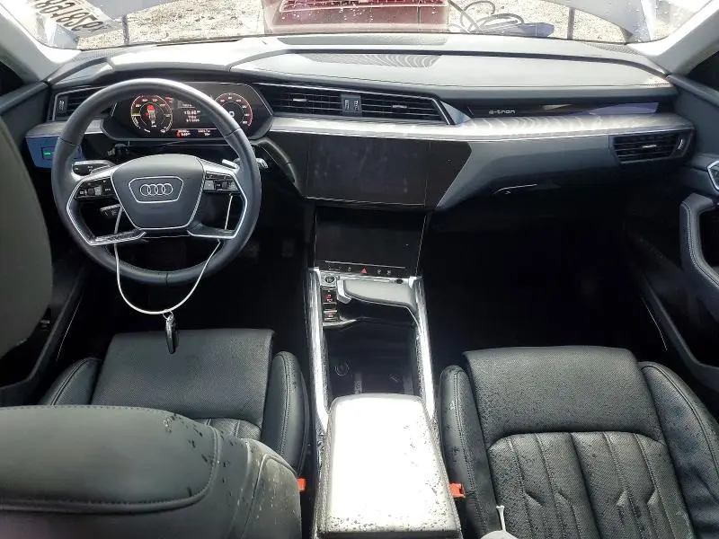 2024 AUDI Q8 E-TRON PRESTIGE  