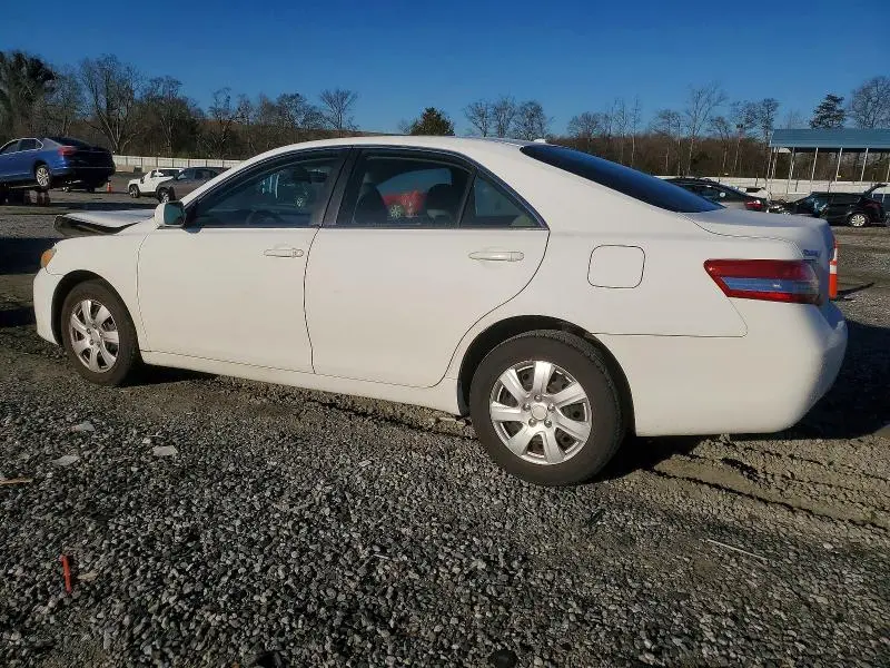 2011 TOYOTA CAMRY BASE  