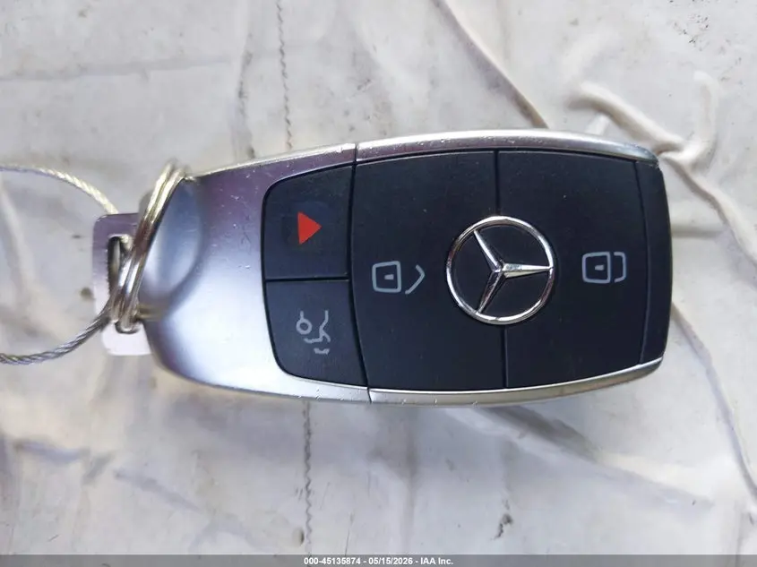 2020 MERCEDES-BENZ C 300  