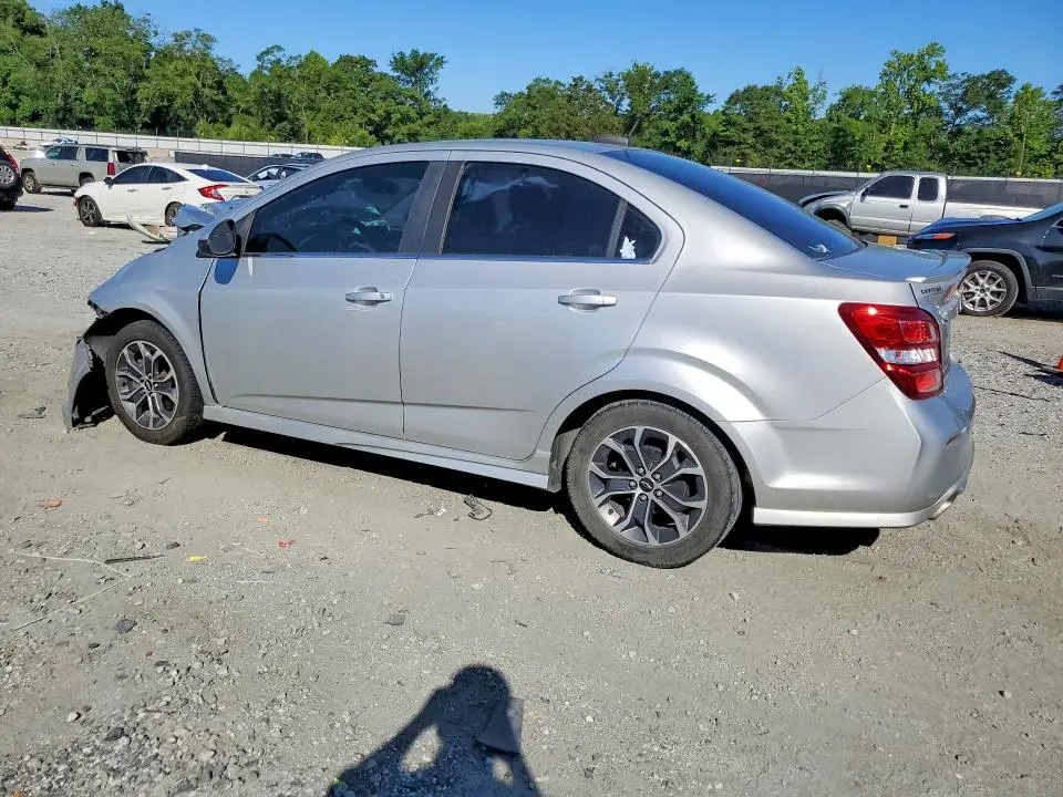 2019 CHEVROLET SONIC LT  