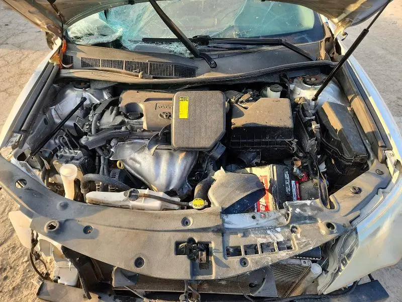 2012 TOYOTA CAMRY XLE  