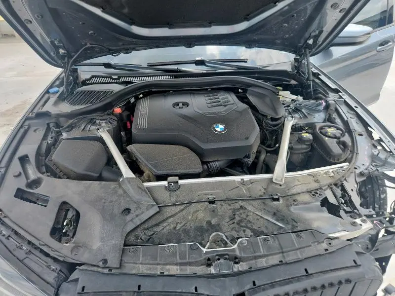 2022 BMW 530 I  