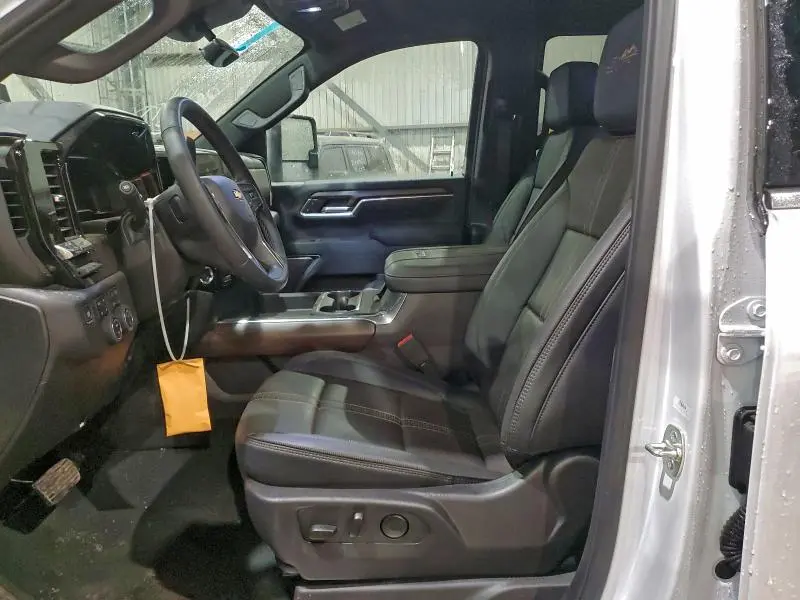 2025 CHEVROLET SILVERADO K3500 HIGH COUNTRY  