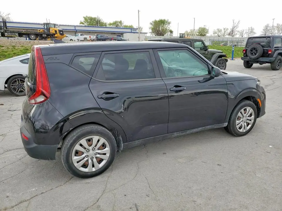 2020 KIA SOUL LX  