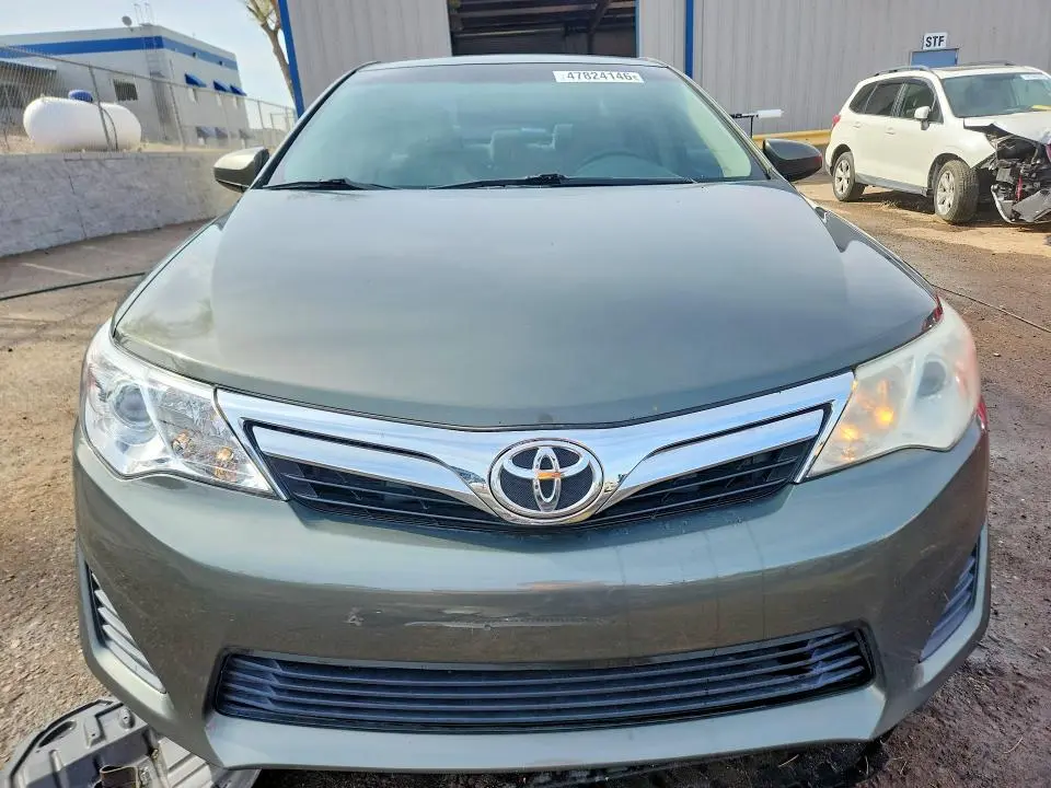 2013 TOYOTA CAMRY LE  