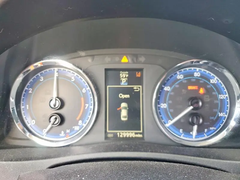 2017 TOYOTA COROLLA L  