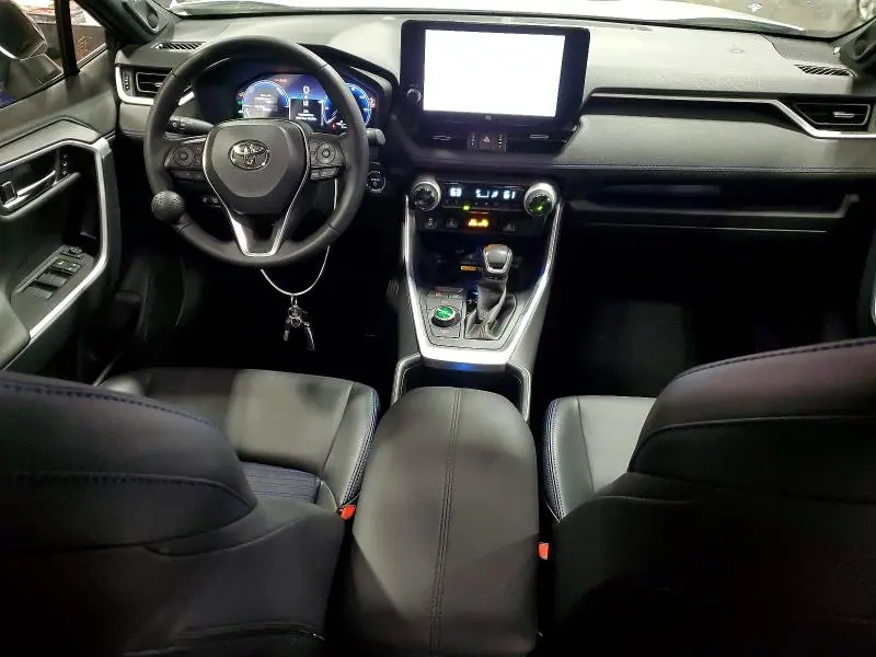 2025 TOYOTA RAV4 XSE  