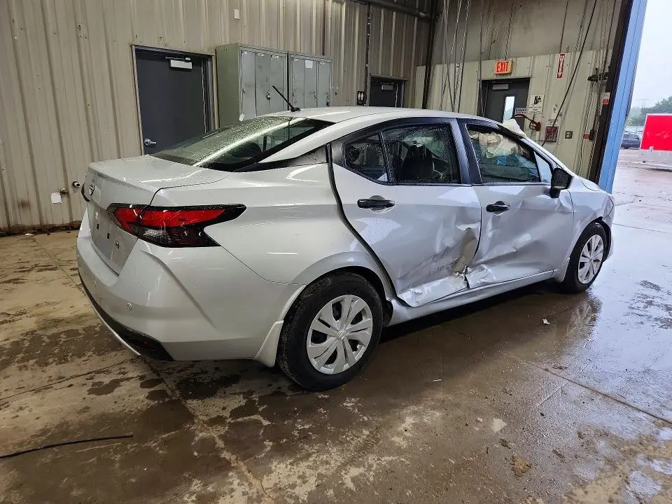 2025 NISSAN VERSA S  