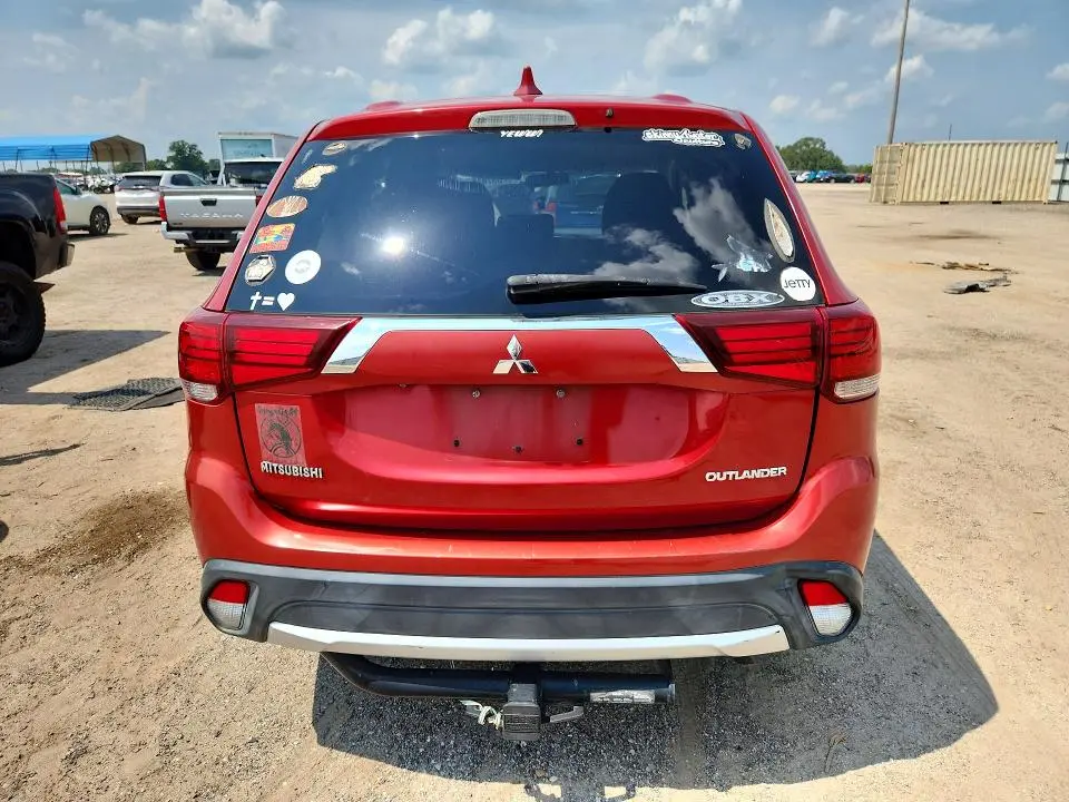 2018 MITSUBISHI OUTLANDER ES  