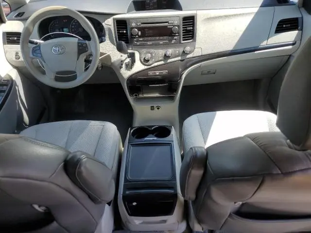 2012 TOYOTA SIENNA LE  