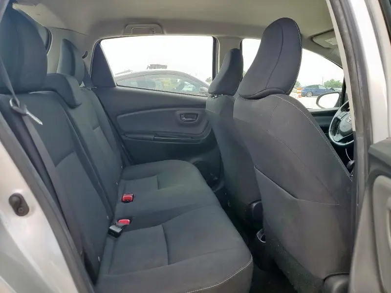 2016 TOYOTA YARIS L  