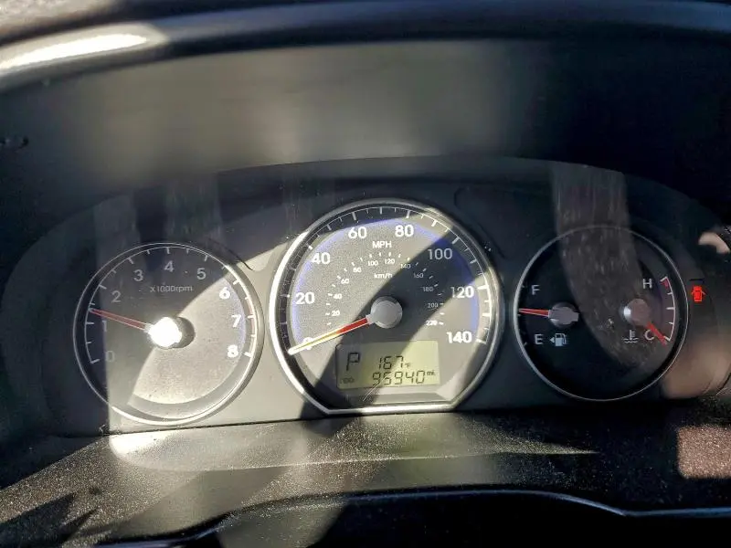 2012 HYUNDAI SANTA FE GLS  