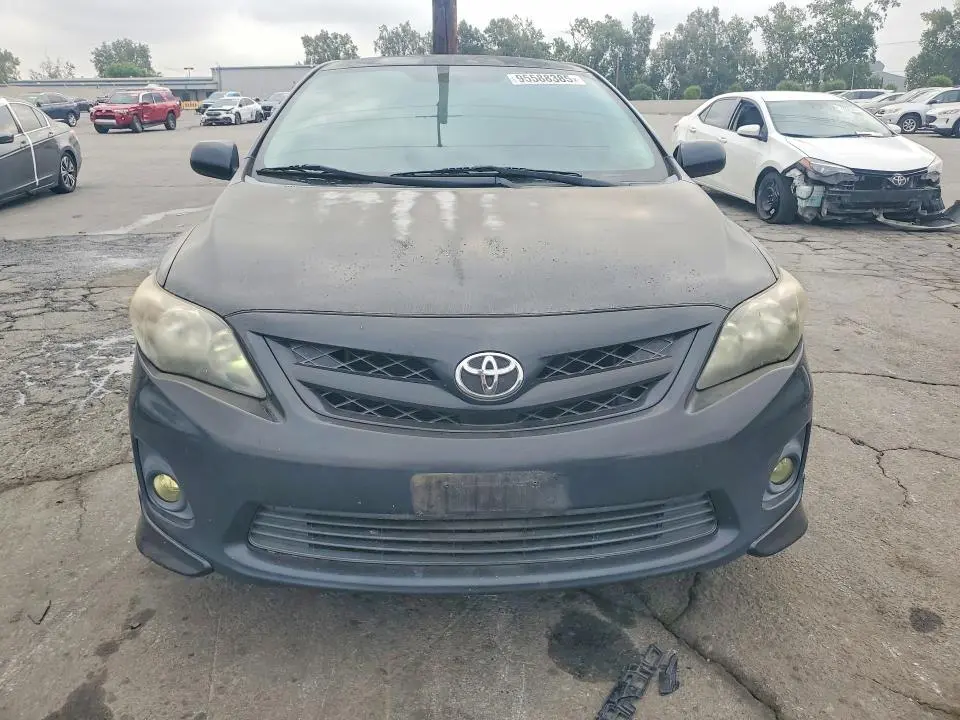 2013 TOYOTA COROLLA S  