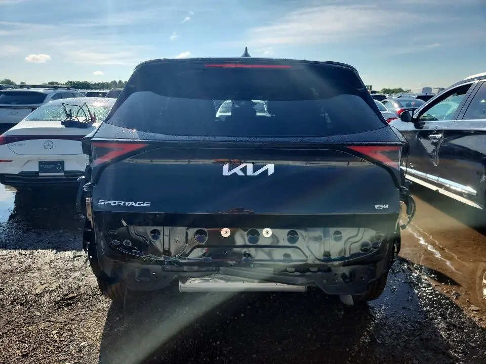 2024 KIA SPORTAGE LX  