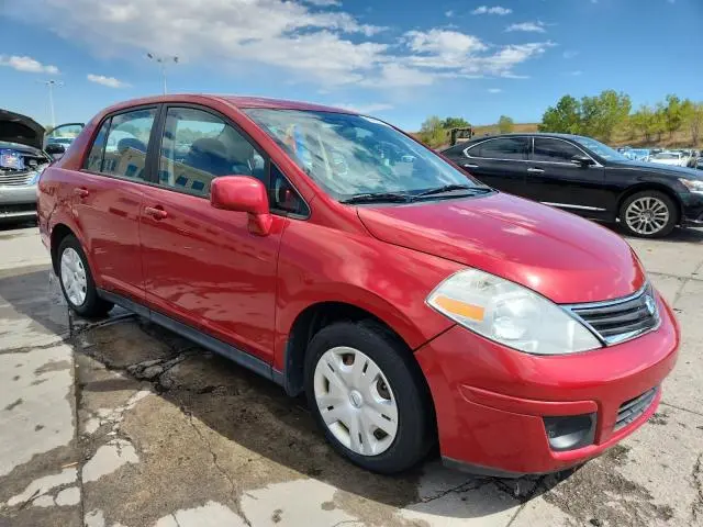 2010 NISSAN VERSA S  
