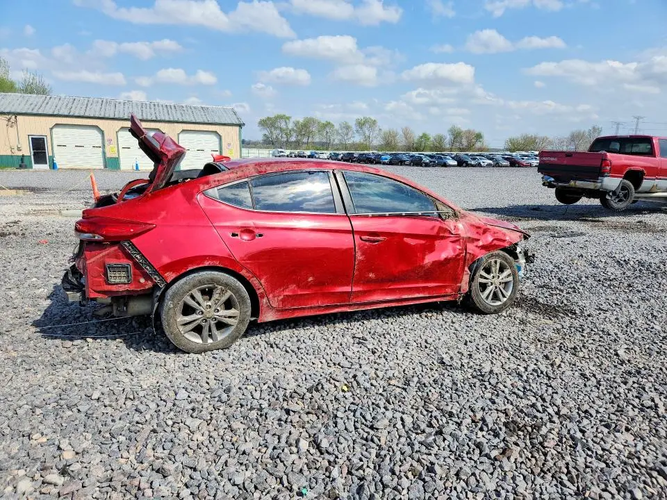 2017 HYUNDAI ELANTRA SE  