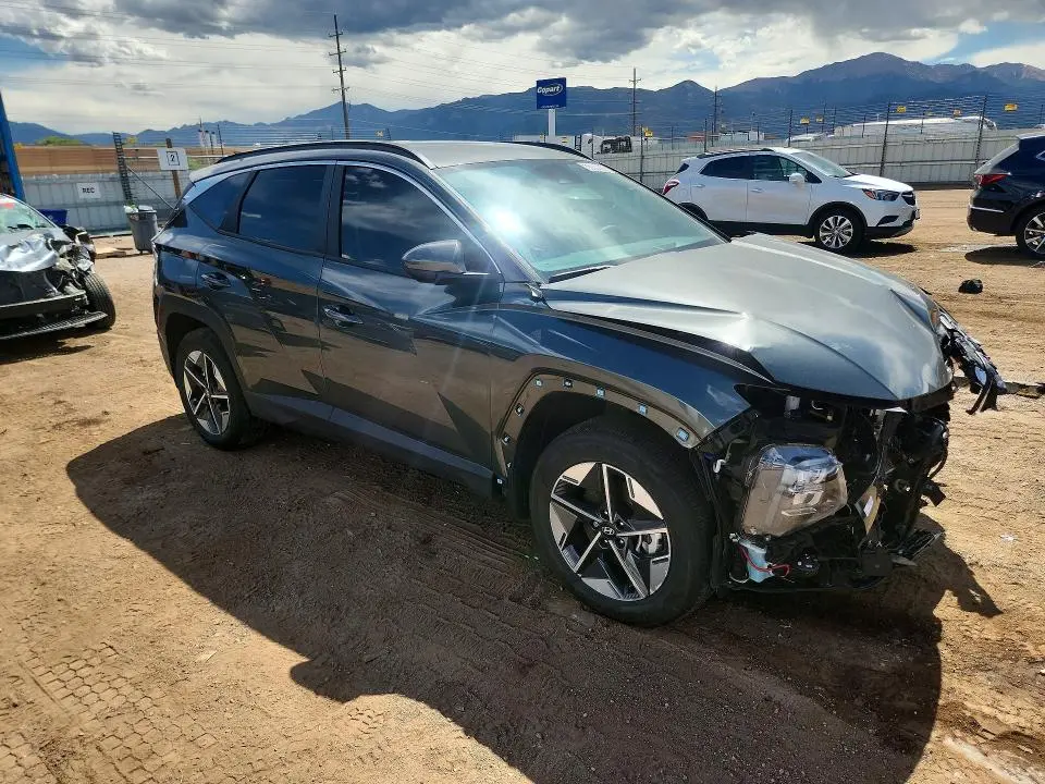 2025 HYUNDAI TUCSON SEL  