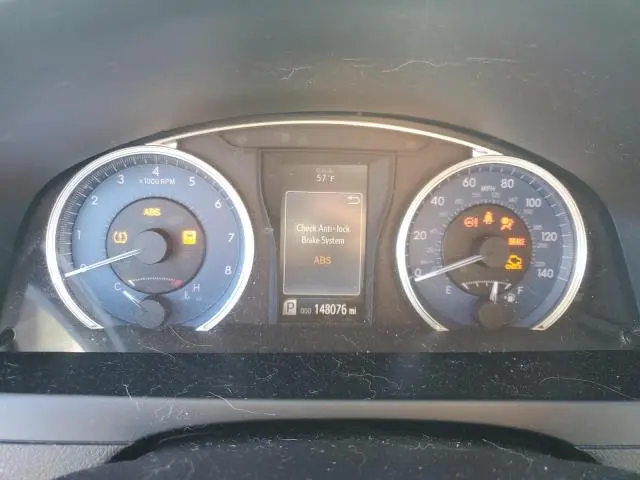 2016 TOYOTA CAMRY LE  