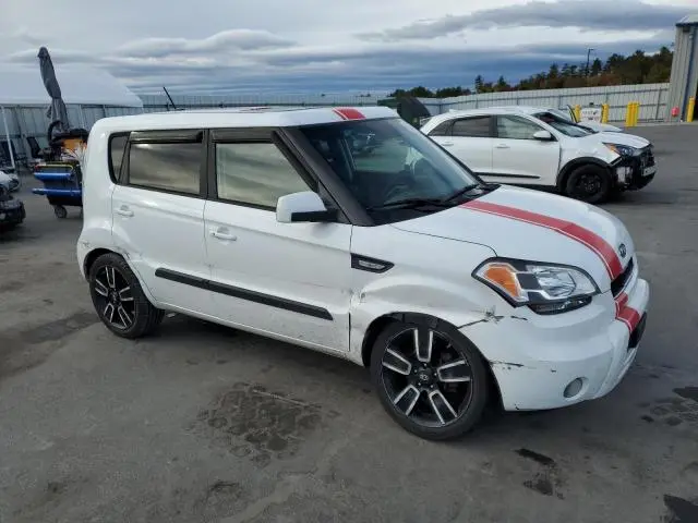 2011 KIA SOUL +  