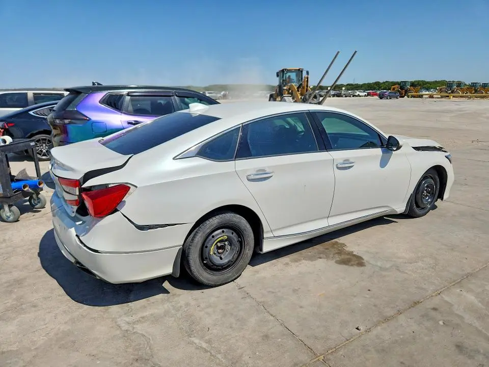 2018 HONDA ACCORD TOURING  