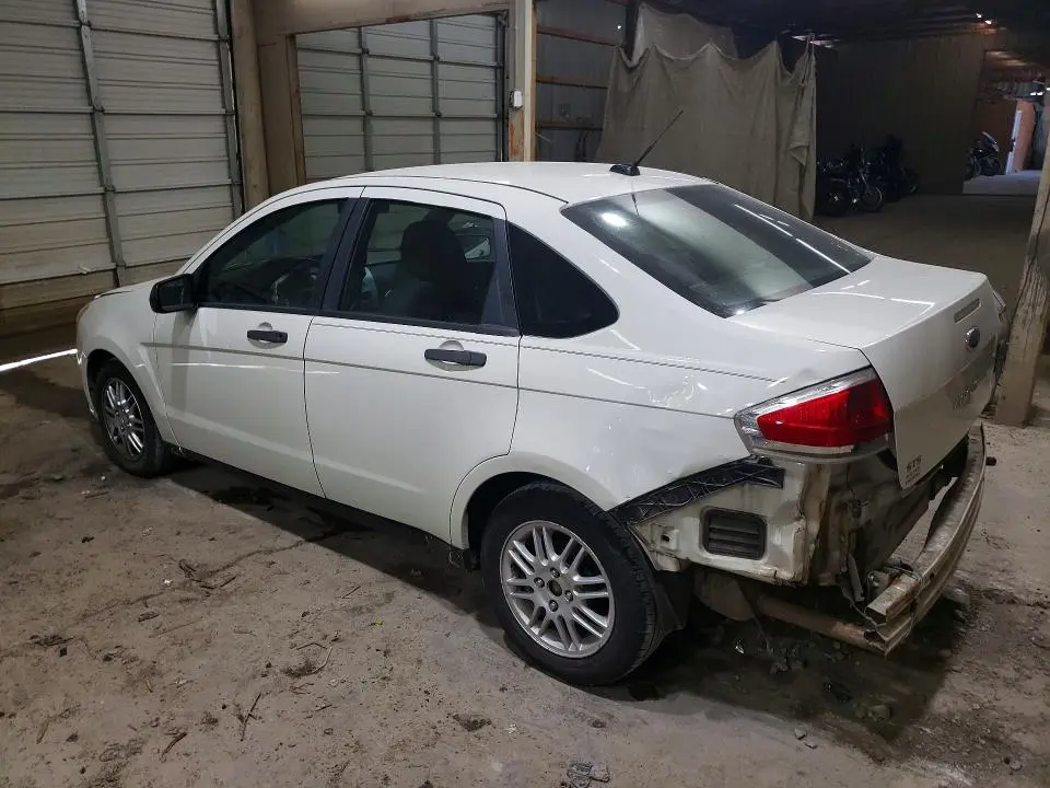 2010 FORD FOCUS SE  