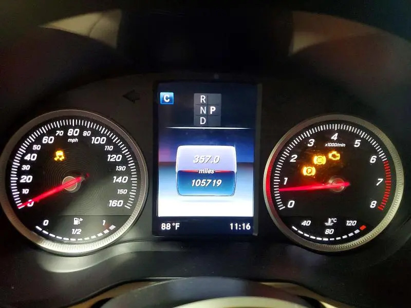 2016 MERCEDES-BENZ GLC 300  