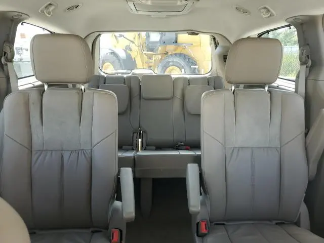 2016 CHRYSLER TOWN & COUNTRY LIMITED PLATINUM