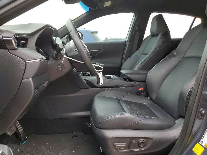 2023 TOYOTA VENZA LE  