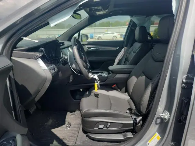2025 CADILLAC XT6 LUXURY  