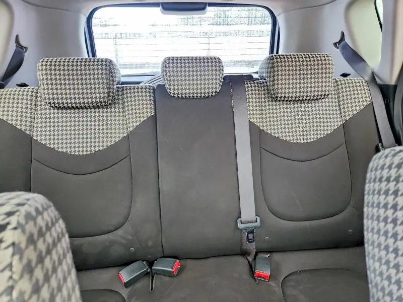 2010 KIA SOUL +  