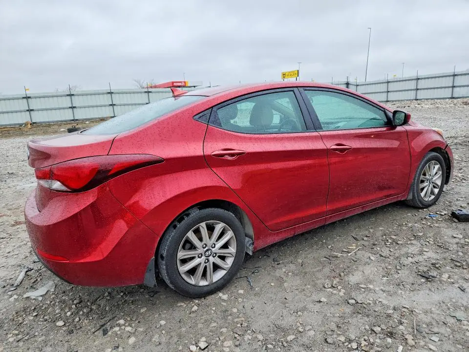 2015 HYUNDAI ELANTRA SE  