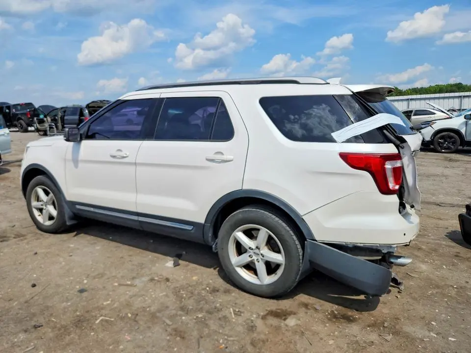 2017 FORD EXPLORER XLT  