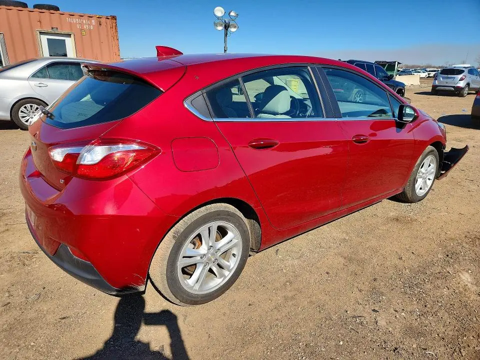 2017 CHEVROLET CRUZE LT  