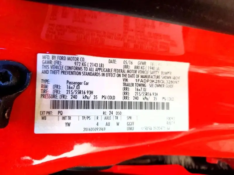 2016 FORD FOCUS SE  